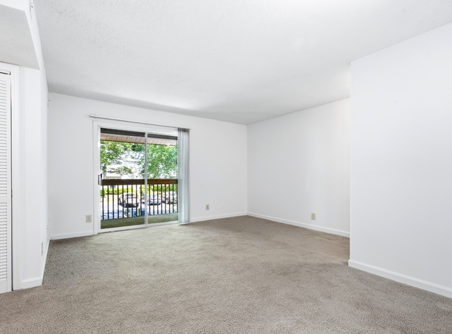 Photo - Laurel Ridge Apartments