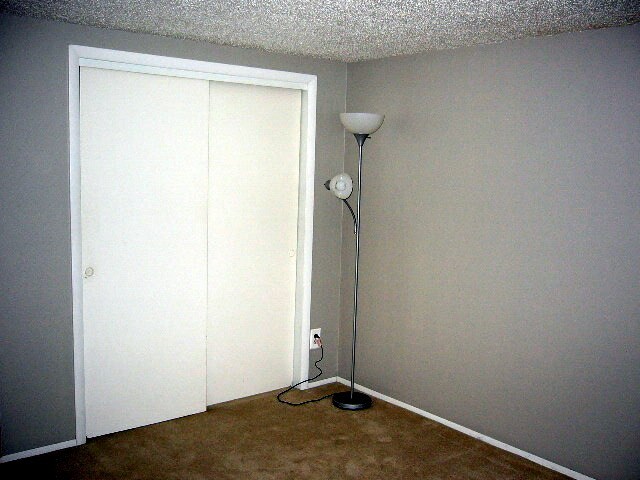 Building Photo - 4089 Paule Ave
