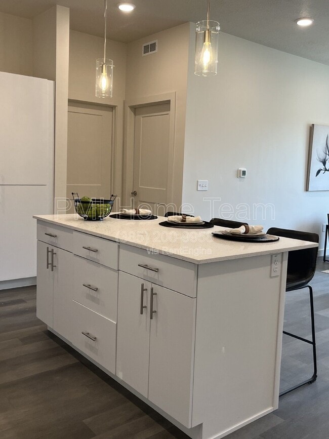 Building Photo - 155 9th St