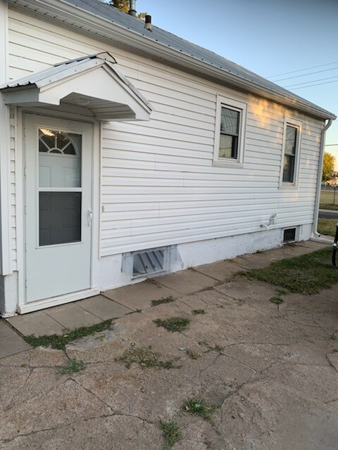 Back Door Outside - 315 E Taylor St