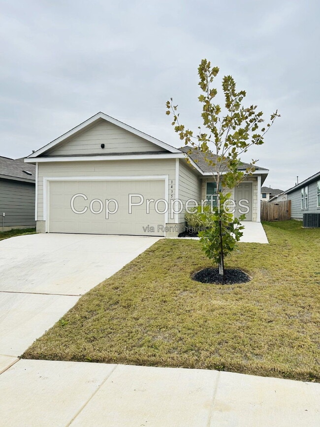Photo - 1435 Riojas Road House