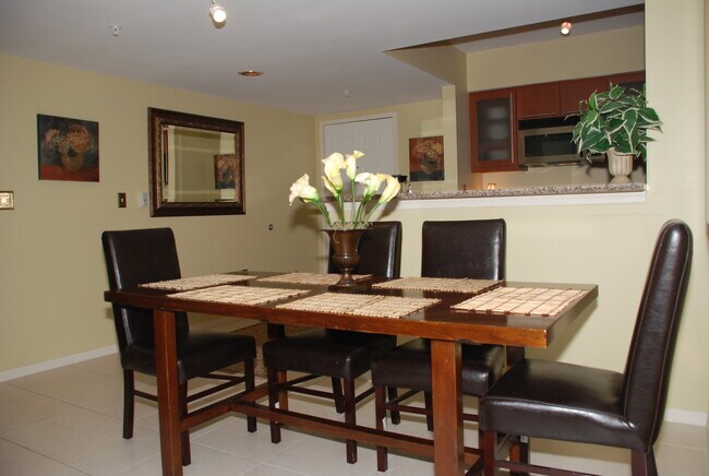 Foto del edificio - 2080 S Ocean Dr