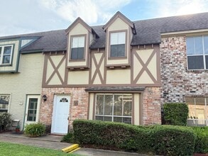 Building Photo - 14719 Barryknoll Ln