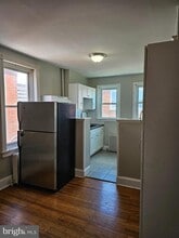 Building Photo - 219 N Wilton St