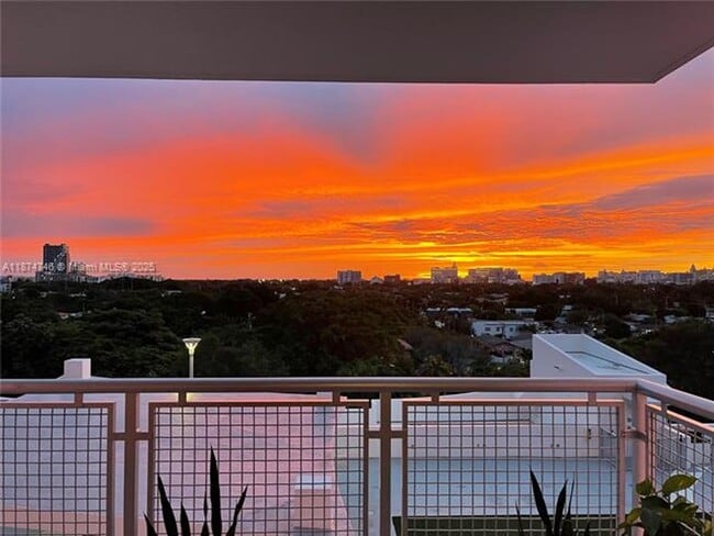 Foto del edificio - 2700 SW 27th Ave