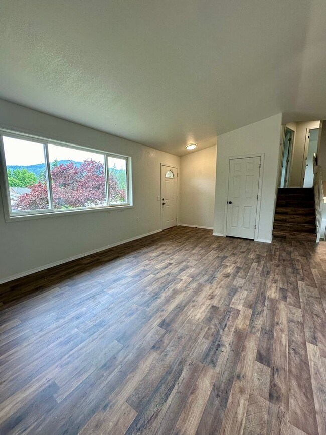 Building Photo - Sundance Home