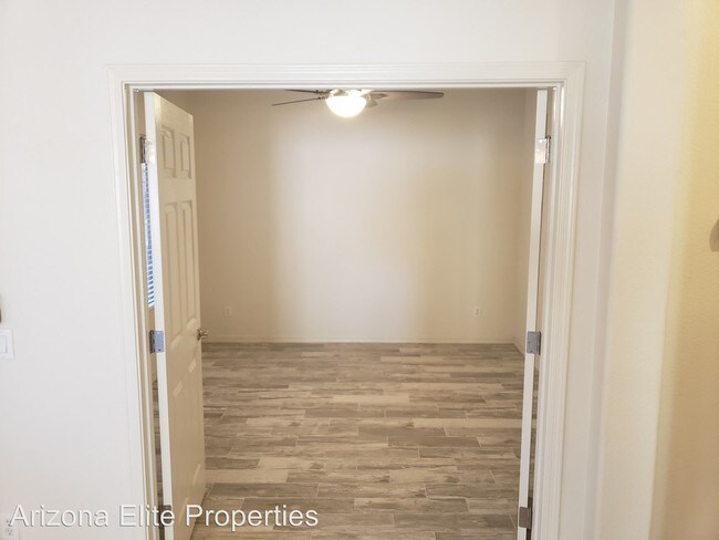 Building Photo - 2 br, 2 bath House - 2112 N Garrett Drive