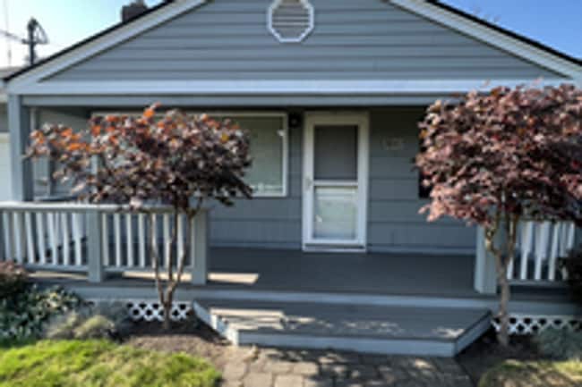 Building Photo - 3 bed/2 ba House in University Place