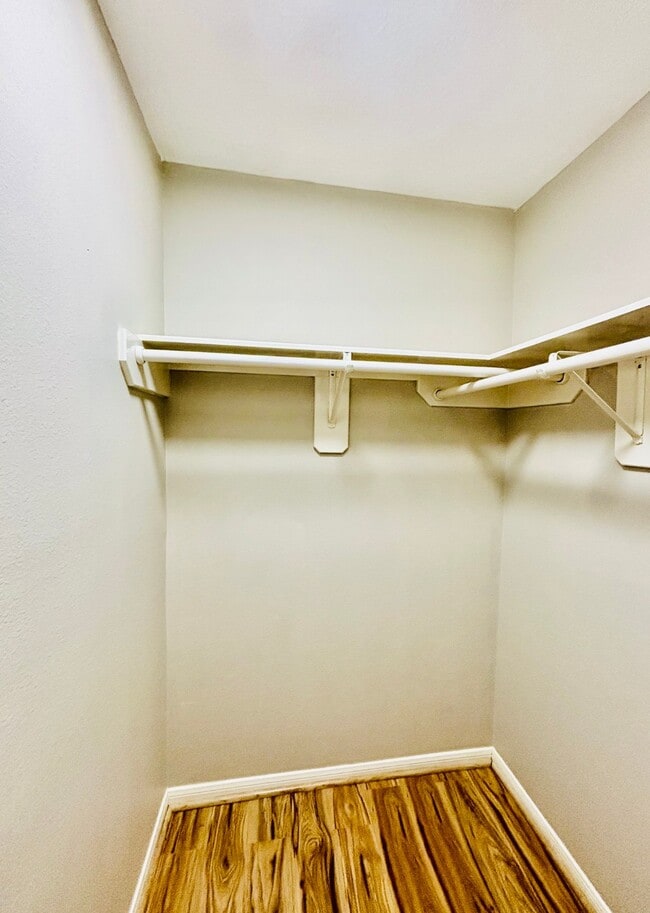 Building Photo - 3759 Heritage Colony Dr