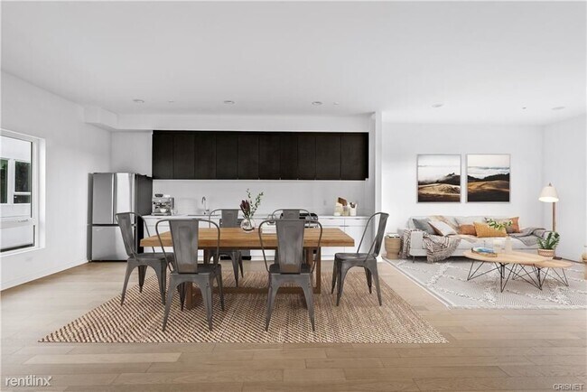 Foto del edificio - 3 br, 4 bath House - 3414 Fletcher Dr # 10