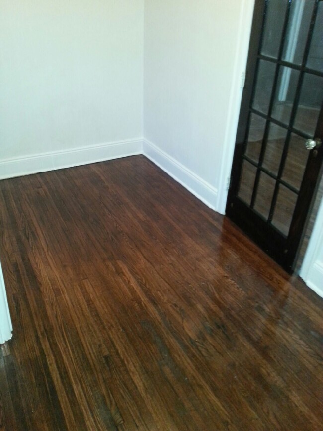 Bonus room - 616 S 8th Ave