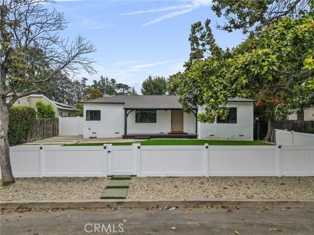 Foto del edificio - 5730 Stansbury Ave