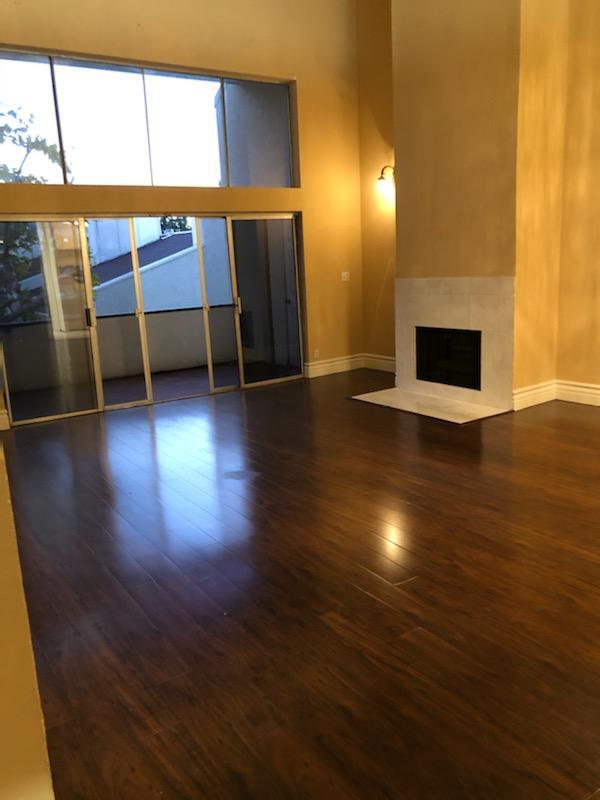 Foto del edificio - 5440 Lindley Ave