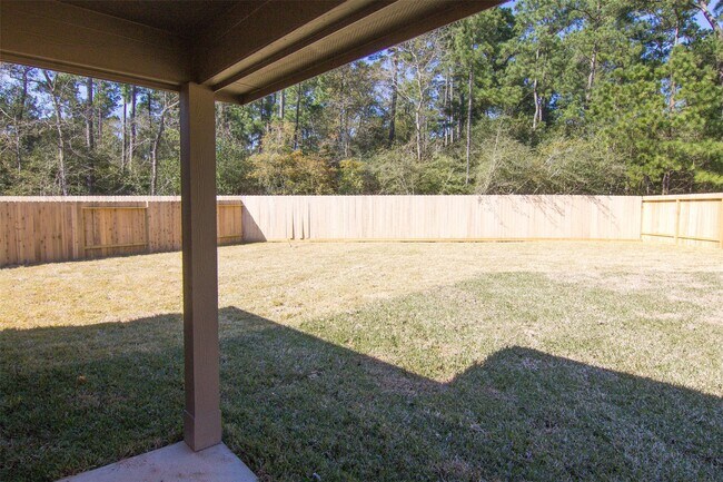 Foto del edificio - 456 Upper Creek Dr