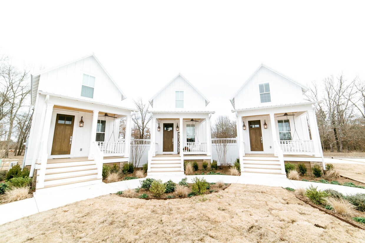 Foto del edificio - 2023 Loretta Parker Lane, Cottage A