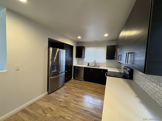 Foto del edificio - 4413 Mt Castle Ave