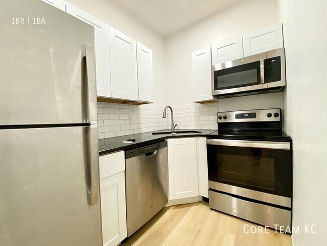 Foto del edificio - Top Floor Newly Renovated 1 Bedroom