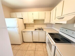 Building Photo - 109 Gardens Dr