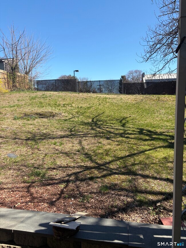 Foto del edificio - 123 Longview Ave