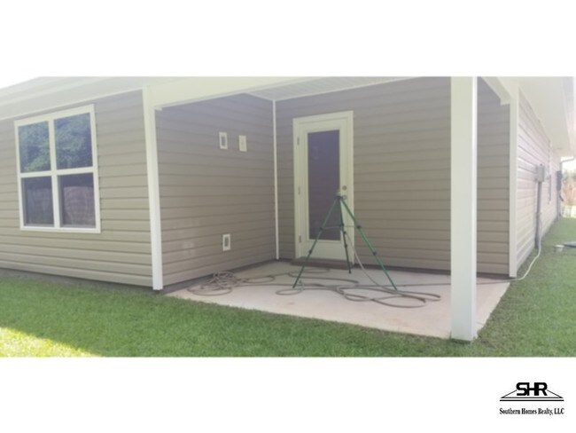 Building Photo - 9494 Lutoo Ln