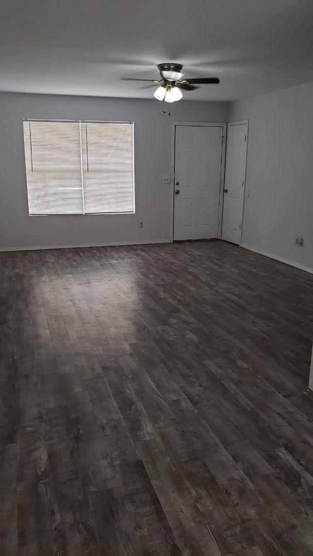 Foto del edificio - HUD/ PCS ACCEPTED 3 Bedroom 2 Full bathroom