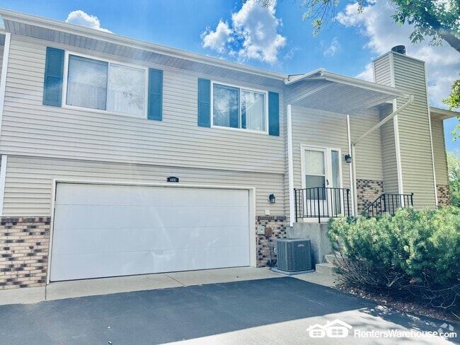 Building Photo - 4490 Clover Ln