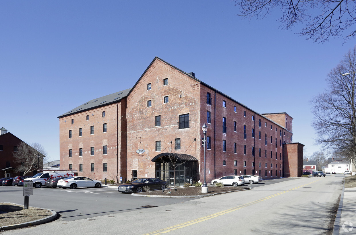 Primary Photo - Frank Jones Brew Yard