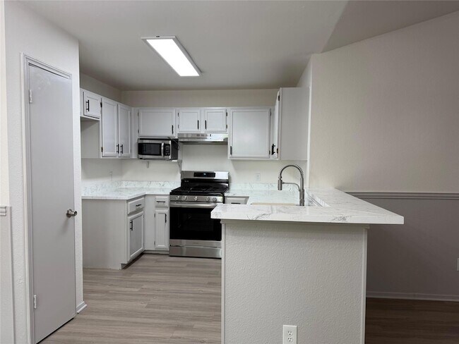 Building Photo - 13003 Widge Dr