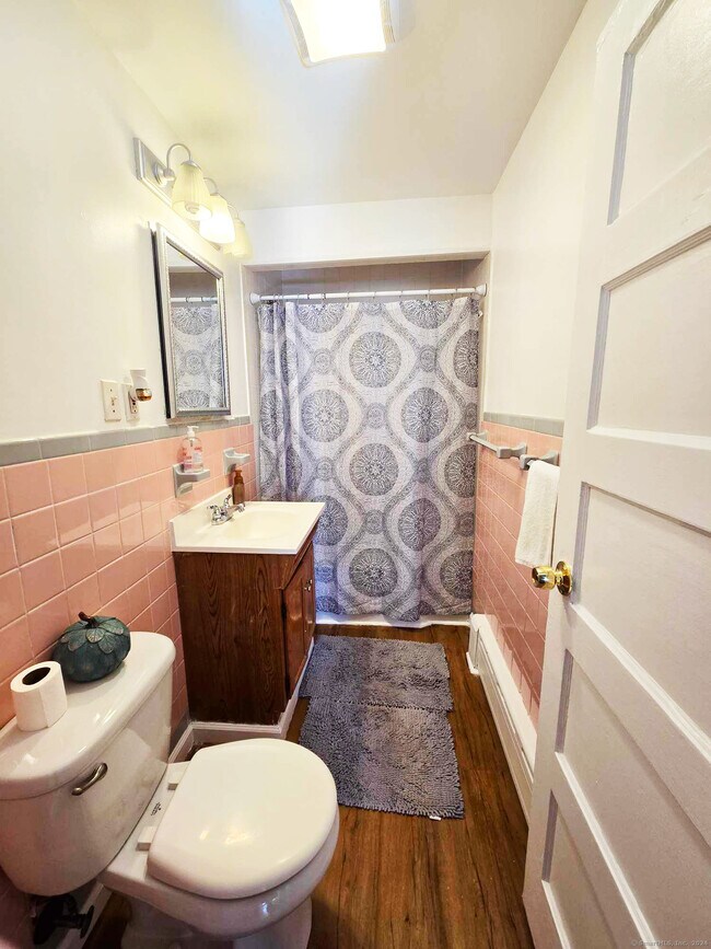 275 Chipman St, Waterbury, CT 06708 House Rental in Waterbury, CT