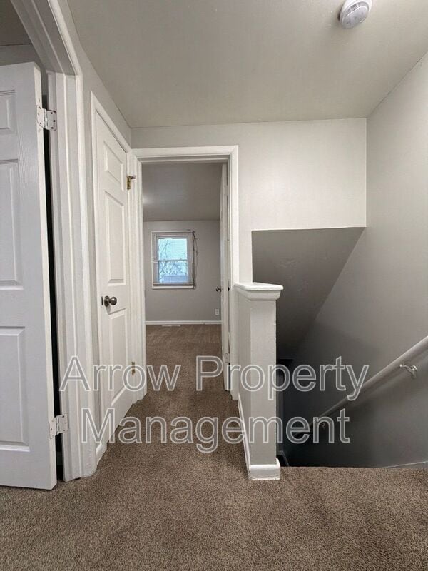 Building Photo - 5421 Benton St