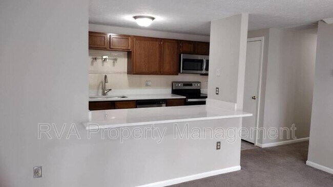 Foto del edificio - 7701 O'Keith Ct