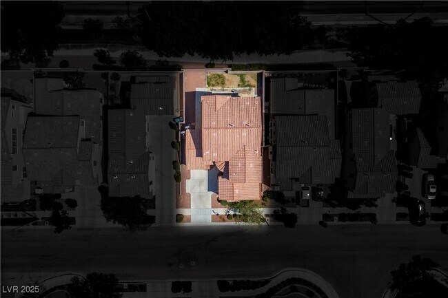 Foto del edificio - 10506 Calico Pines Ave