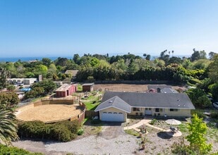 Building Photo - 3349 Braemar Dr