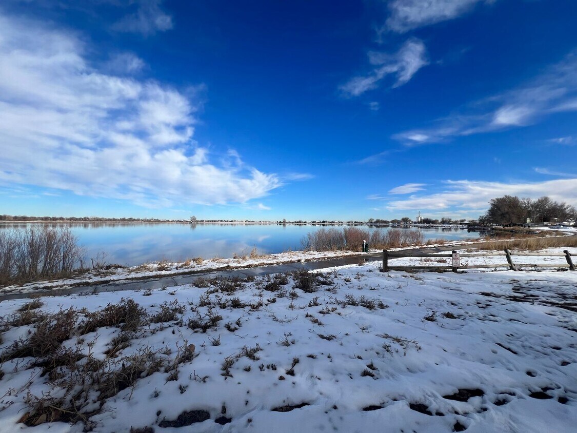 Primary Photo - Lake Front Home!