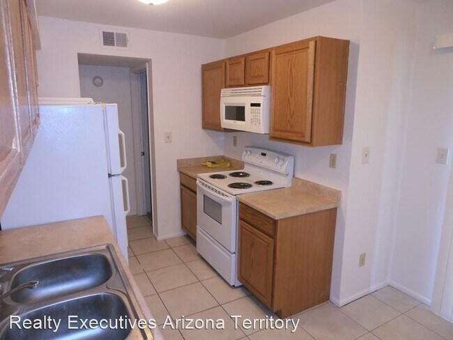 Building Photo - 1 br, 1 bath House - 1524 S Columbus Blvd ...