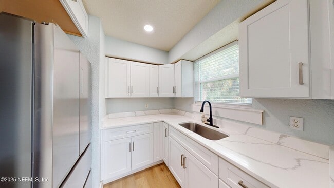 Foto del edificio - 216 9th St S
