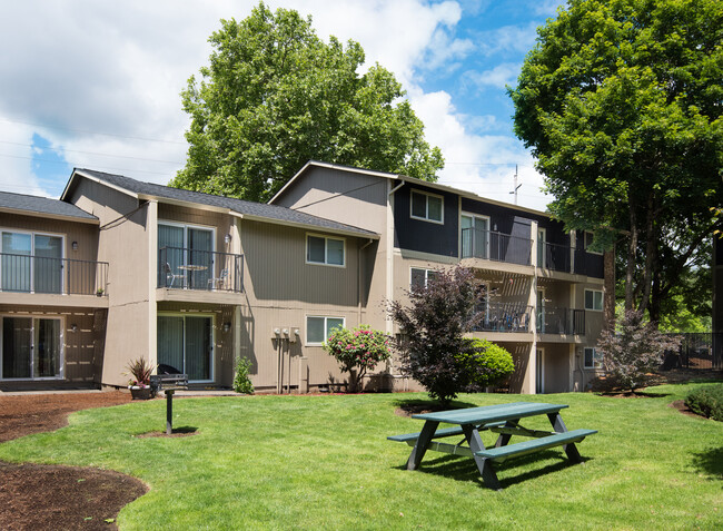 Foto del edificio - Cedar Lane and Garden Glen