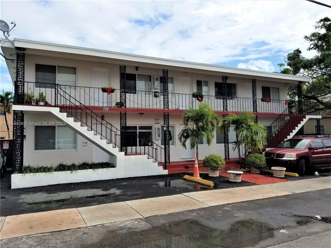 Foto principal - 603 SW 19th Ave