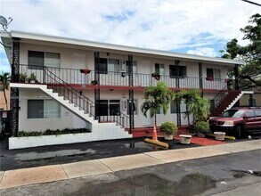 Building Photo - 603 SW 19th Ave