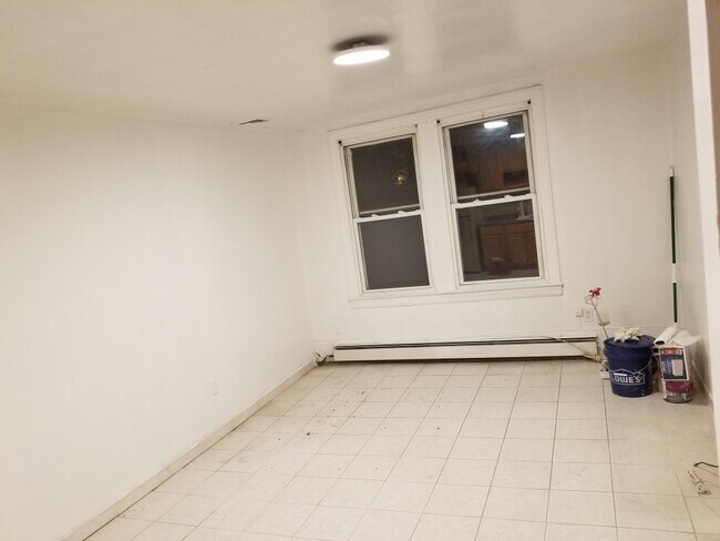 Foto del edificio - 710 73rd St
