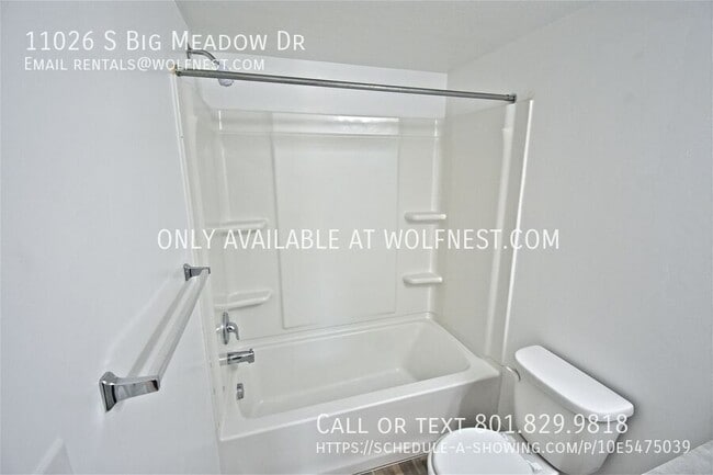 Building Photo - 11026 Big Meadow Dr