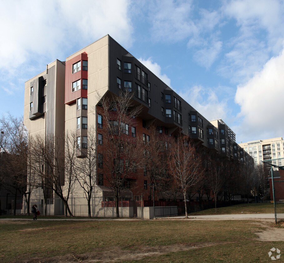 Photo principale - Hugh Garner Housing Co-Operative