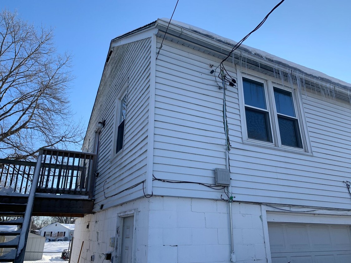 Primary Photo - 1347 McKinley Ave