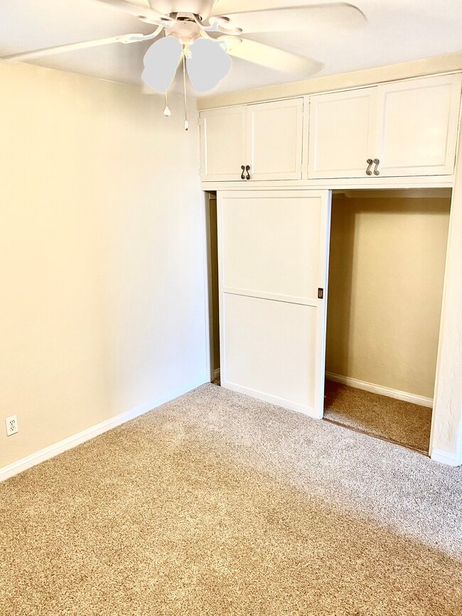 Bedroom - 4173 Hamilton St