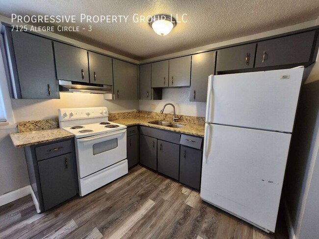 Building Photo - 7125 Alegre Cir