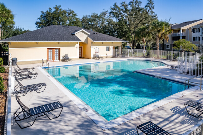 Building Photo - Cypress Oaks