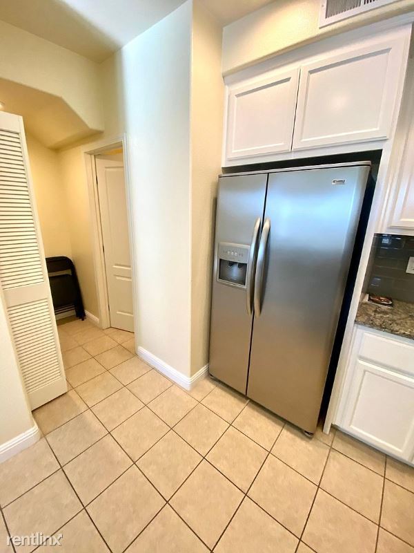 Building Photo - 2 br, 2 bath Townhome - 55 Hammond St