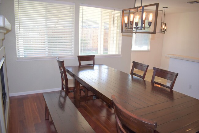 Foto del edificio - 9289 Winding Brook Way