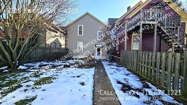 Foto del edificio - 4208 Bridge Ave