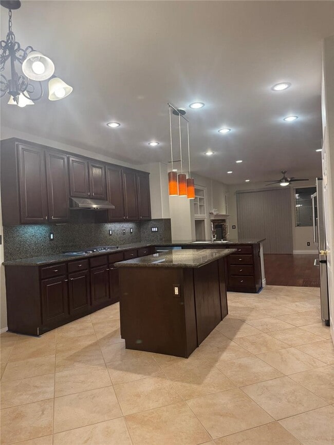 Building Photo - 7036 Sausalito Ave